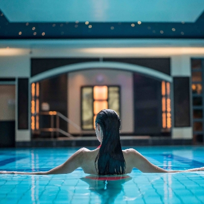 Honeymoon News: Careys Manor & SenSpa has launched a new overnight spa package