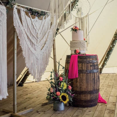 Don't miss out on Go For Macrame Wall's current wedding offer