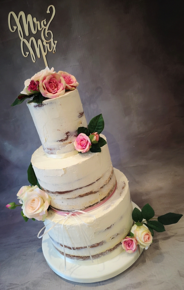 2020 wedding cake trends to wow your guests: Image 1