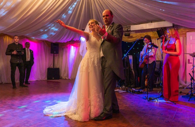 Top advice for booking great entertainment for weddings: Image 1