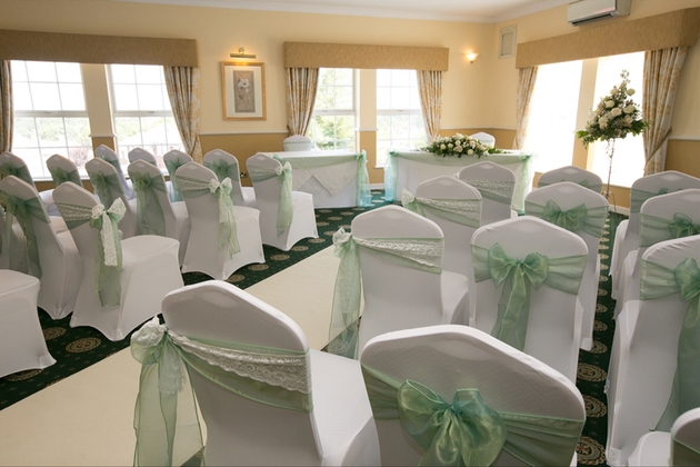 Find out Yew Lodge Hotel is the perfect venue: Image 1